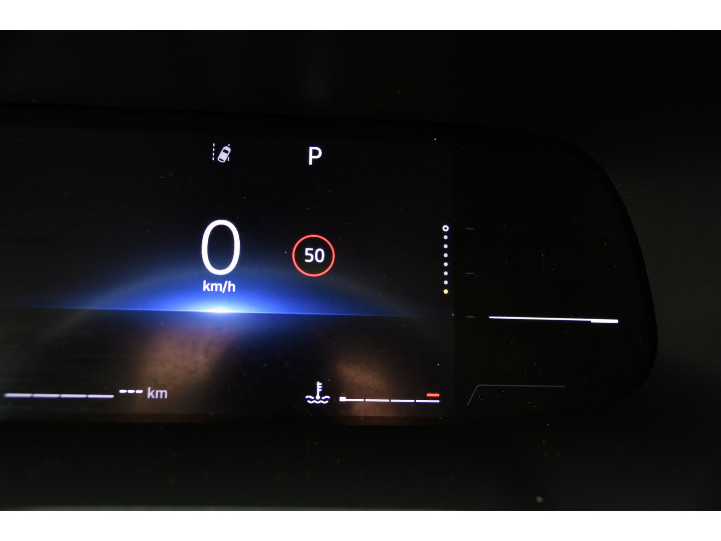Renault Trafic 2.0 Blue dCi EDC 170 T29 L2H1 Anniversary Extra DC Virtual, Cruise, Camera, Carplay, LED, 170pk, Trekhaak, Stoelverwarming, multimedia, Sensoren, Uniek!