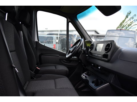 Mercedes-Benz Sprinter 317 1.9 CDI L2H1 RWD PB Edition Cruise, Camera, Carplay, LED, Mbux, Stoelverwarming, 170pk, Automaat, Uniek!
