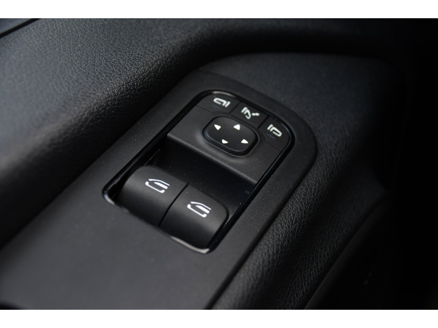 Mercedes-Benz Sprinter 317 1.9 CDI L2H1 RWD PB Edition Cruise, Camera, Carplay, LED, Mbux, Stoelverwarming, 170pk, Automaat, Uniek!