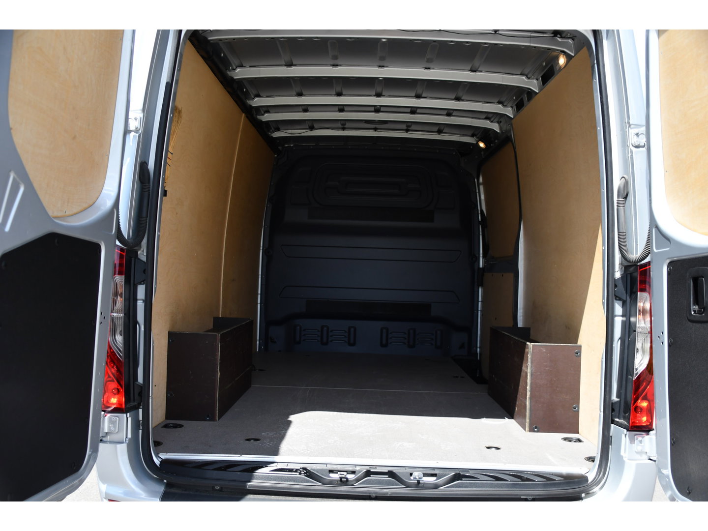 Mercedes-Benz Sprinter 317 1.9 CDI L2H1 RWD PB Edition Cruise, Camera, Carplay, LED, Mbux, Stoelverwarming, 170pk, Automaat, Uniek!