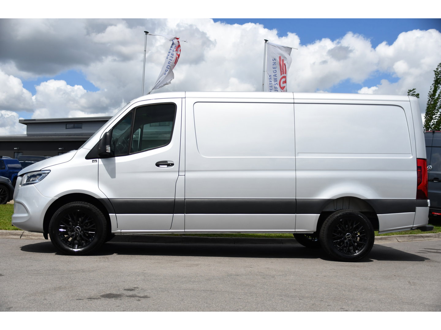 Mercedes-Benz Sprinter 317 1.9 CDI L2H1 RWD PB Edition Cruise, Camera, Carplay, LED, Mbux, Stoelverwarming, 170pk, Automaat, Uniek!