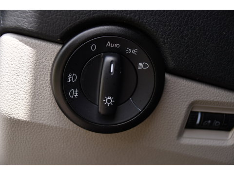 Volkswagen Transporter 2.0 TDI L2H1 Highline Black Edition Cruise, Sensoren, Airco, 140pk, Automaat, Trekhaak, Voorruit verwarming, Uniek!
