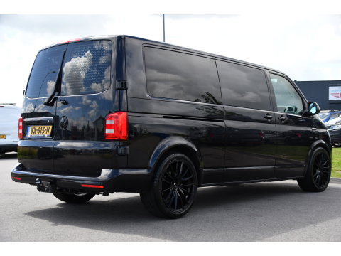 Volkswagen Transporter 2.0 TDI L2H1 Highline Black Edition Cruise, Sensoren, Airco, 140pk, Automaat, Trekhaak, Voorruit verwarming, Uniek!