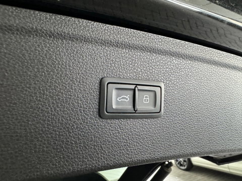Audi Q5 55 TFSI e S Line Pano|RS Seat|B&O|Trekhaak|Luchtvering