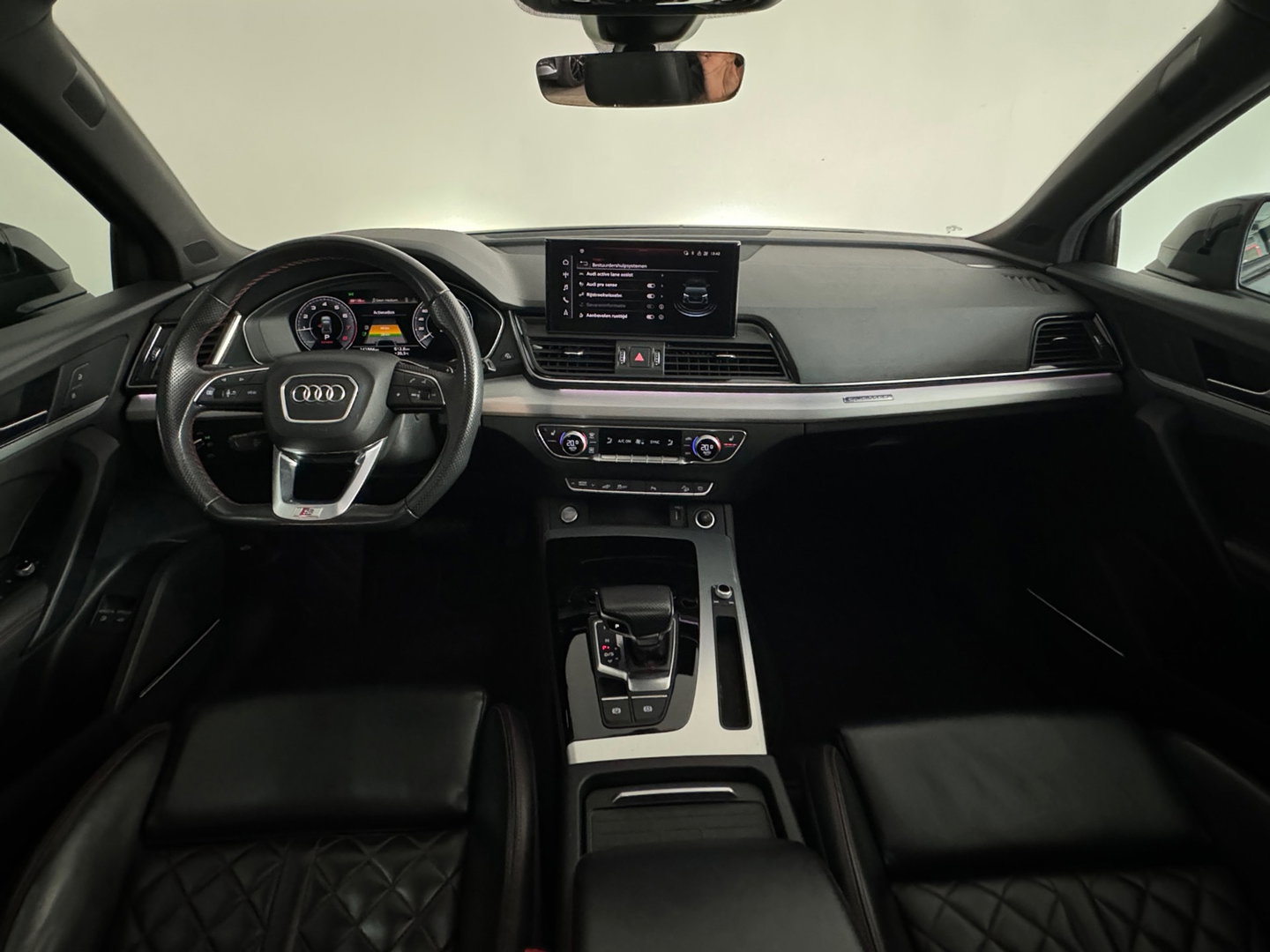 Audi Q5 55 TFSI e S Line Pano|RS Seat|B&O|Trekhaak|Luchtvering