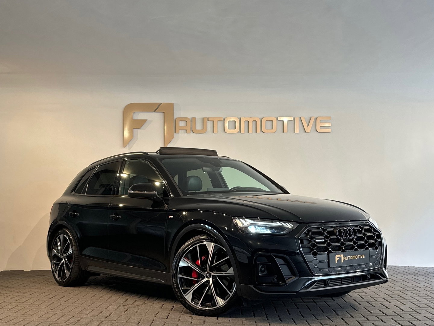 Audi Q5 55 TFSI e S Line Pano|RS Seat|B&O|Trekhaak|Luchtvering