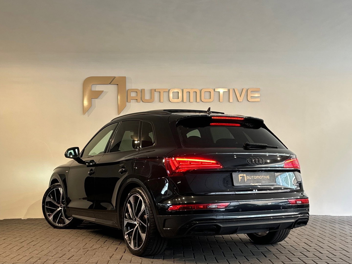 Audi Q5 55 TFSI e S Line Pano|RS Seat|B&O|Trekhaak|Luchtvering