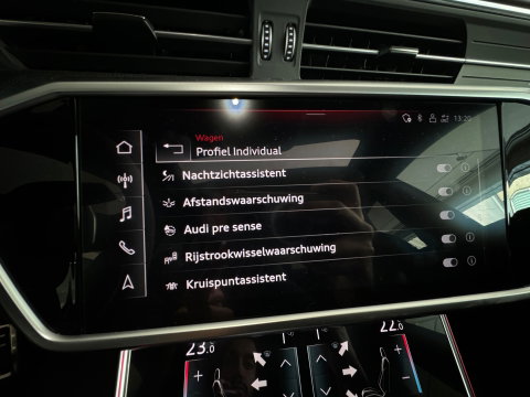 Audi RS7 Sportback 4.0 TFSI quattro Pano|Ceramic|B&O 3D|PPF