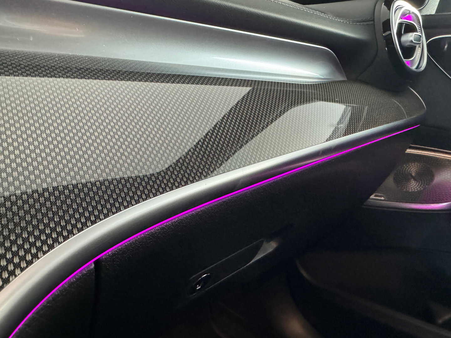 Mercedes-Benz C-Klasse 200 Launch AMG Pano|HuD|Burmester|Memory