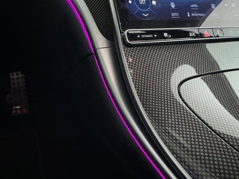 Mercedes-Benz C-Klasse 200 Launch AMG Pano|HuD|Burmester|Memory