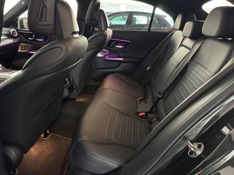 Mercedes-Benz C-Klasse 200 Launch AMG Pano|HuD|Burmester|Memory
