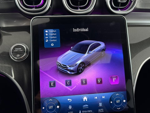 Mercedes-Benz C-Klasse 200 Launch AMG Pano|HuD|Burmester|Memory