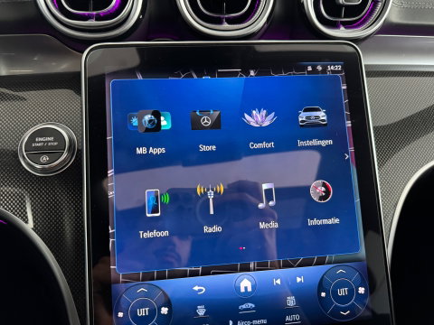 Mercedes-Benz C-Klasse 200 Launch AMG Pano|HuD|Burmester|Memory