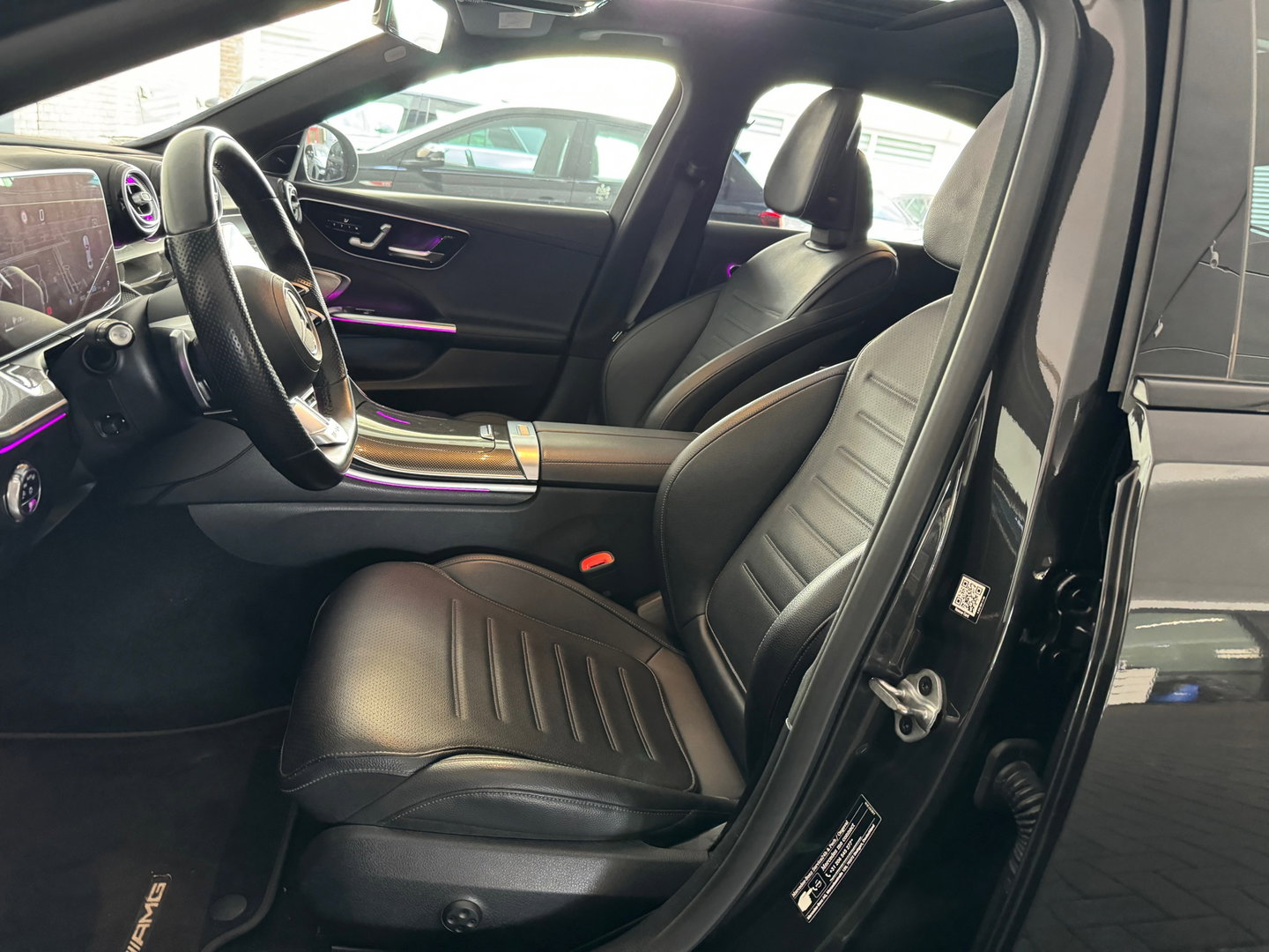 Mercedes-Benz C-Klasse 200 Launch AMG Pano|HuD|Burmester|Memory