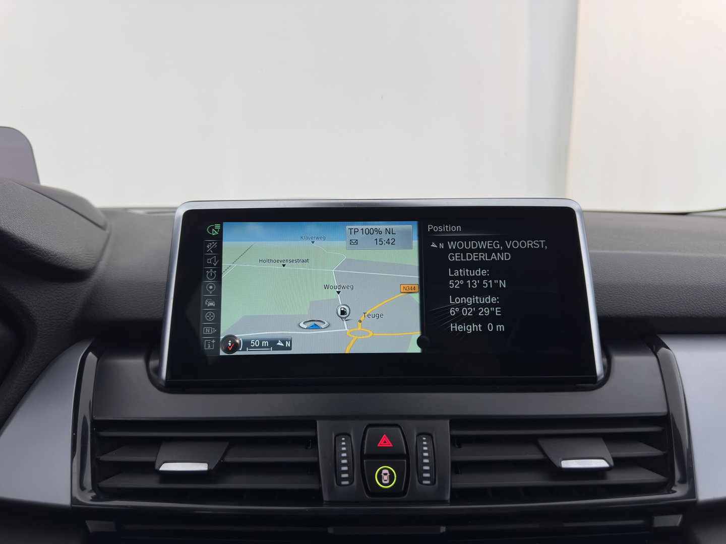 BMW 2 Serie Gran Tourer 220d xDrive [ 7-Pers. ] Aut. *HEAD-UP | FULL-LED | ADAPTIVE-CRUISE | HEATED-SPORTSEATS | NAVI-FULLMAP | ECC | TOWBAR | PDC | 17''ALU*