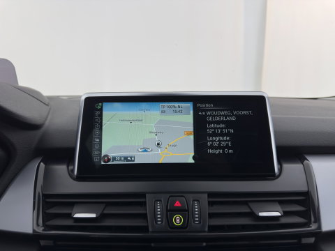 BMW 2 Serie Gran Tourer 220d xDrive [ 7-Pers. ] Aut. *HEAD-UP | FULL-LED | ADAPTIVE-CRUISE | HEATED-SPORTSEATS | NAVI-FULLMAP | ECC | TOWBAR | PDC | 17''ALU*