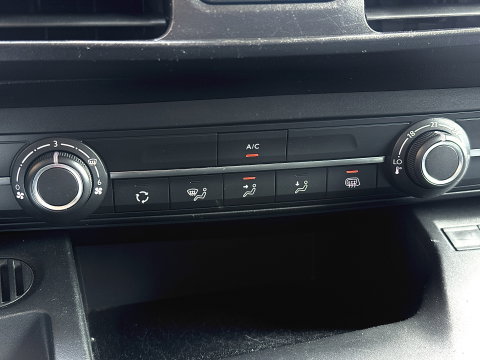Peugeot Partner 1.5 BlueHDI Premium | Marge! | Apple Carplay | Airconditioning | Stop&GO | DAB | Parkeersensoren | Bluetooth |