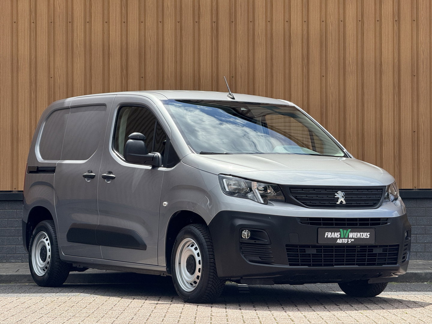 Peugeot Partner 1.5 BlueHDI Premium | Marge! | Apple Carplay | Airconditioning | Stop&GO | DAB | Parkeersensoren | Bluetooth |