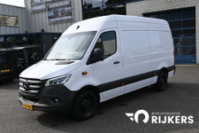 Mercedes-Benz Sprinter - 317 CDI L2H2 Pro LED verlichting, Geveerde stoel, Etc.
