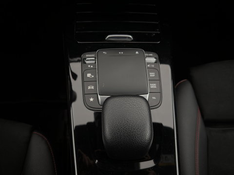 Mercedes-Benz CLA-Klasse Shooting Brake 200 AMG Sportpack Business Solution (INCL-BTW) Aut. *PANO | LEATHER-MICROFIBRE | MULTIBEAM | MEMORY-PACK | AMBIENTLIGHT | HEATED-SPORTSEATS | WIDESCREEN-COCKPIT | DAB+ | NAVI-FULLMAP | CAMERA | PRIVACYGLASS | 18''ALU*