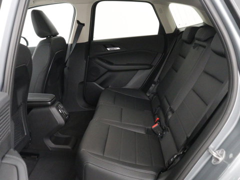 BMW 2 Serie Active Tourer 225e xDrive Luxury Line | SOH 95,1% | Trekhaak | Leder | Full LED | Head Up| Keyless | Navigatie | Carplay | 17" | Stoelverwarming | 360 Camera | Adaptive Cruise | PHEV | Plug In