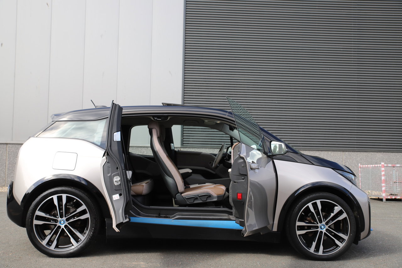 BMW i3