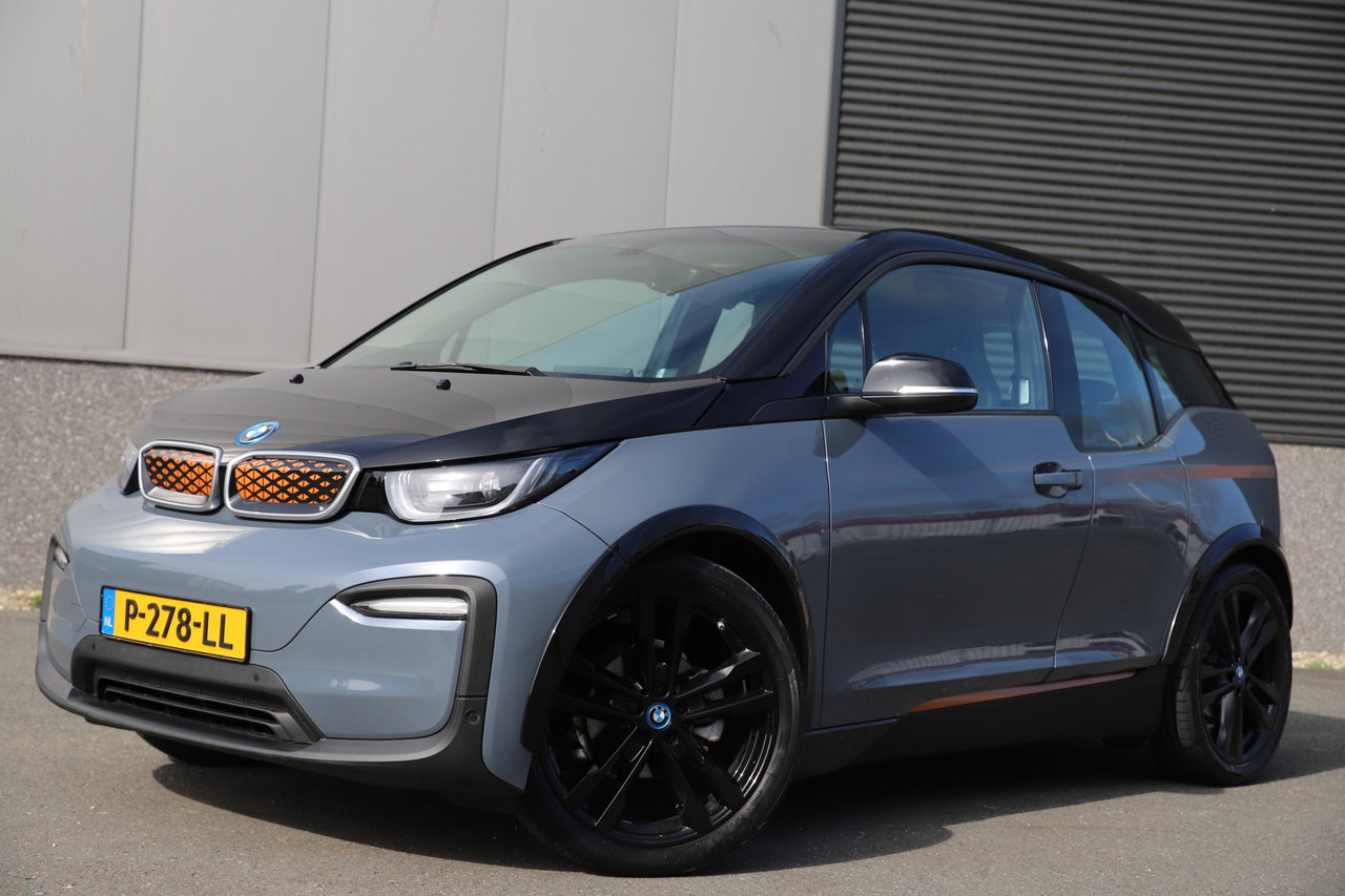 BMW i3