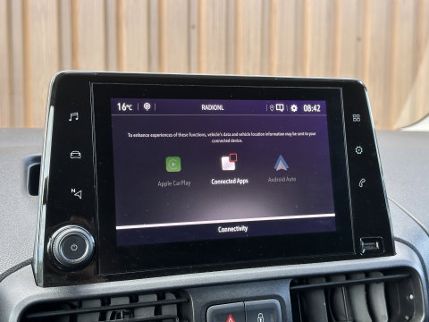 Opel Combo 1.5D L1H1 Standaard | Marge! | Cruise Control | Parkeersensoren | Apple Carplay | Android Auto |