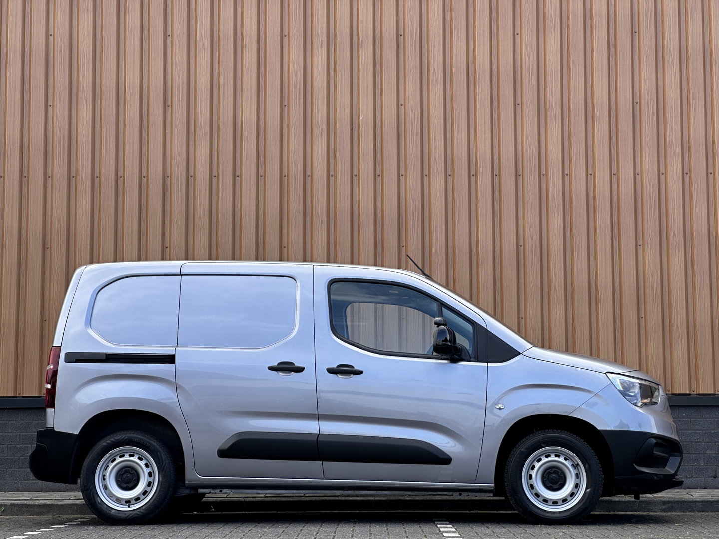 Opel Combo 1.5D L1H1 Standaard | Marge! | Cruise Control | Parkeersensoren | Apple Carplay | Android Auto |