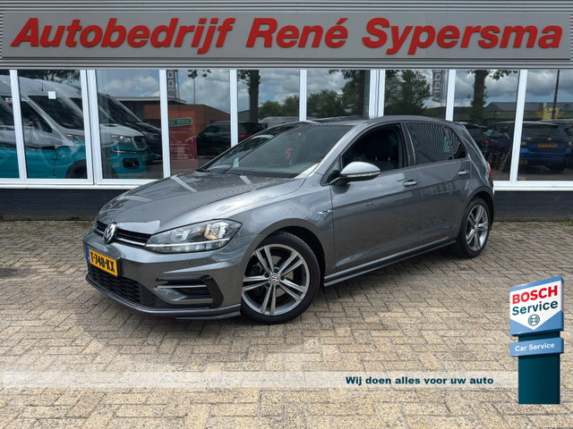 Volkswagen Golf - 1.5 TSI Highline Business R-Line | Automaat | Parkeersensoren | Apple Carplay | Adaptieve Cruise