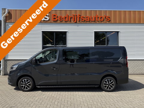 Renault Trafic 2.0 dCi 130pk T29 L2H1 DC 5 persoons Comfort / vaste prijs rijklaar € 19.950 ex btw / lease vanaf € 336 / donker grijs metallic / airco / cruise / trekhaak / euro 6 / bpm vrij !
