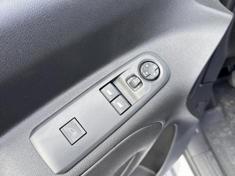 Opel Combo 1.5D L1H1 Standaard | Cruise Control | Parkeersensoren | Apple Carplay | Android Auto |