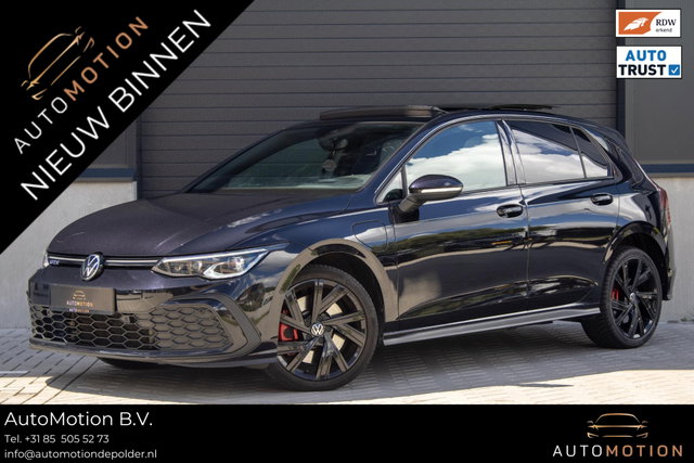 Volkswagen Golf - 1.4 eHybrid GTE PANO LEDER CAMERA HUD ACC DODEHOEK