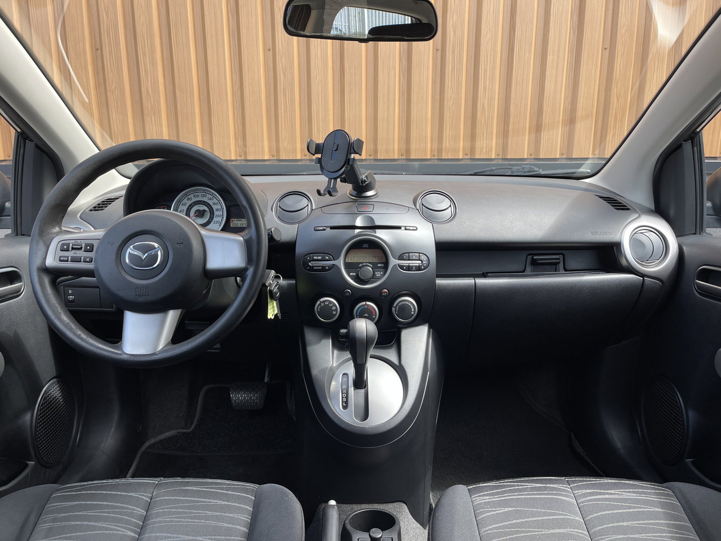 Mazda 2 1.5 GT-L | Airconditioning | Stoelverwarming | Elektrische Ramen | 16'' Lichtmetaal |