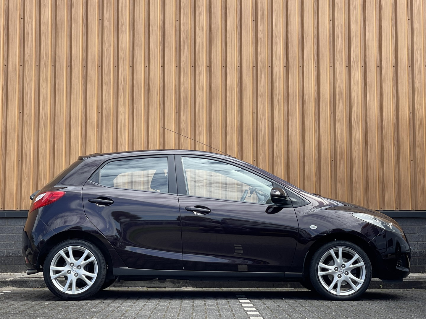 Mazda 2 1.5 GT-L | Airconditioning | Stoelverwarming | Elektrische Ramen | 16'' Lichtmetaal |