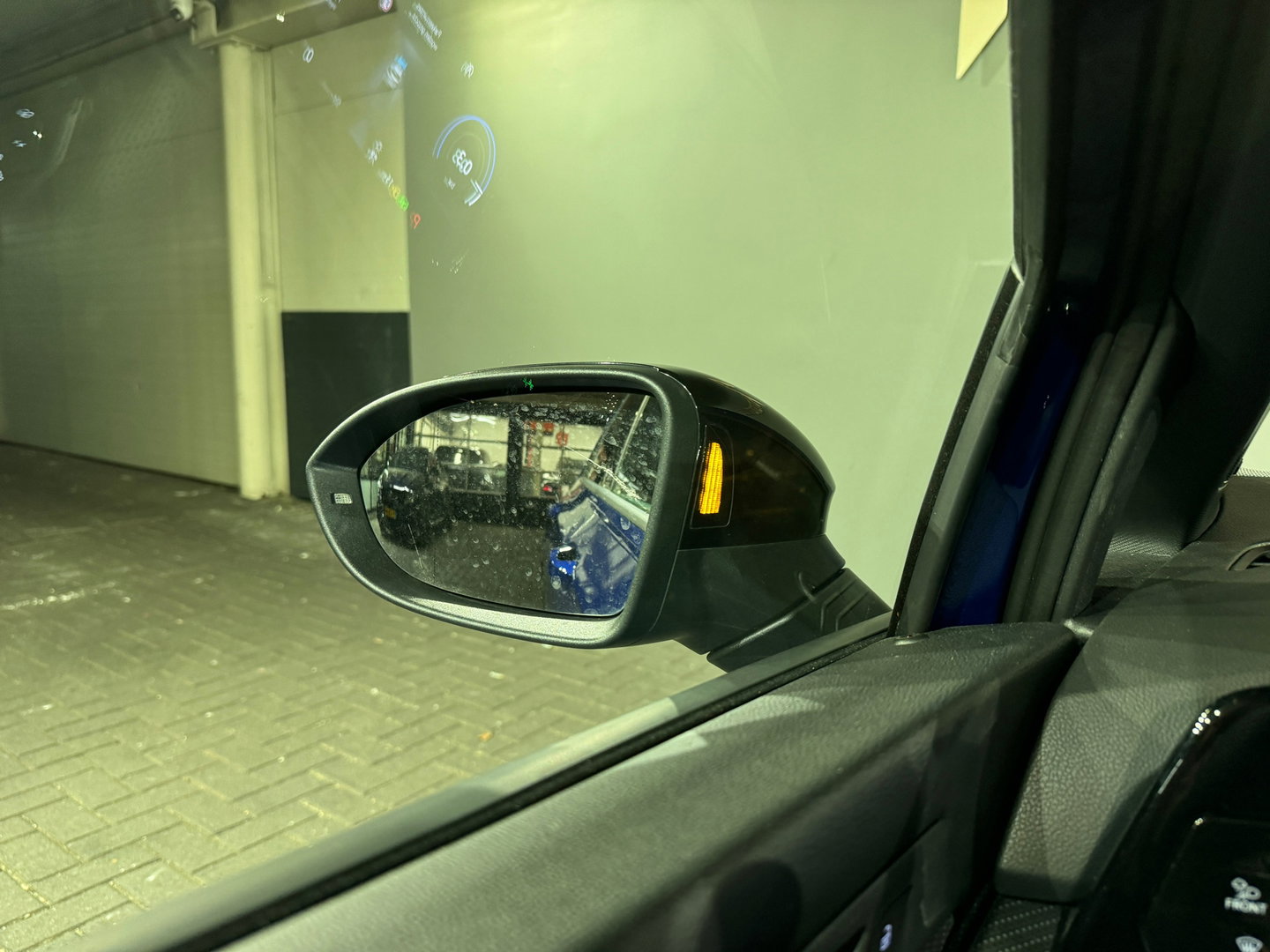 Volkswagen Golf 2.0 TSI R 4M Performance Pano|HuD|H/K|Akrapovic