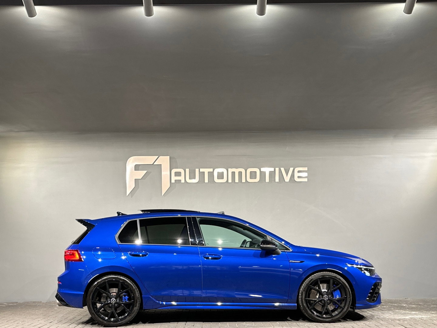 Volkswagen Golf 2.0 TSI R 4M Performance Pano|HuD|H/K|Akrapovic