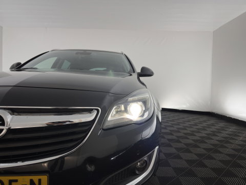 Opel Insignia Sports Tourer 1.6 CDTI EcoFLEX Business+ *LEATHER | XENON | NAVI-FULLMAP | HEATED-COMFORTSEATS | PRIVACY-GLASS | ECC | PDC | CRUISE | 18''ALU*
