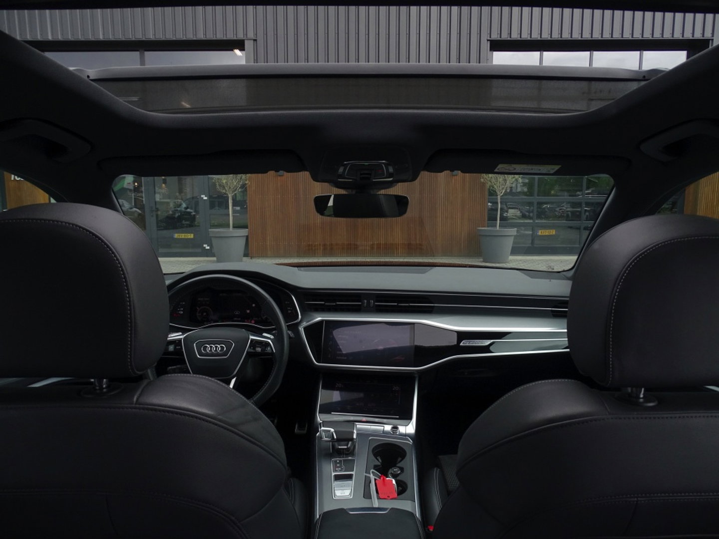 Audi A6 55 TFSIe 367PK Quattro / S-line / 2021 / panoramadak / LED