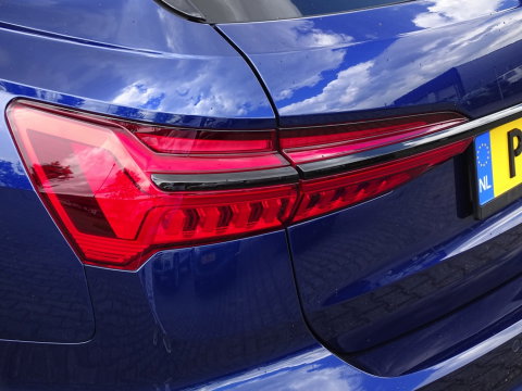 Audi A6 55 TFSIe 367PK Quattro / S-line / 2021 / panoramadak / LED