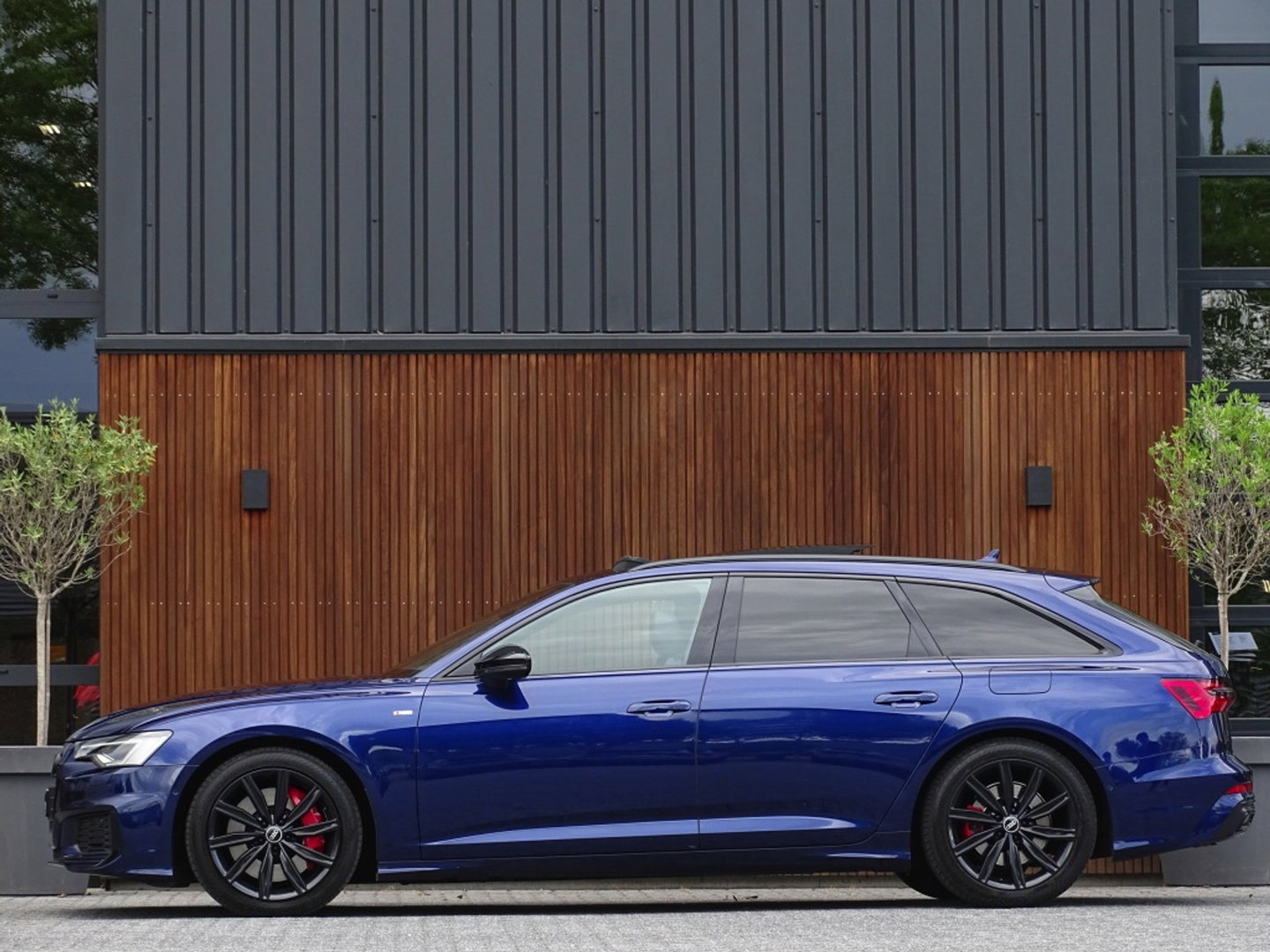 Audi A6 55 TFSIe 367PK Quattro / S-line / 2021 / panoramadak / LED