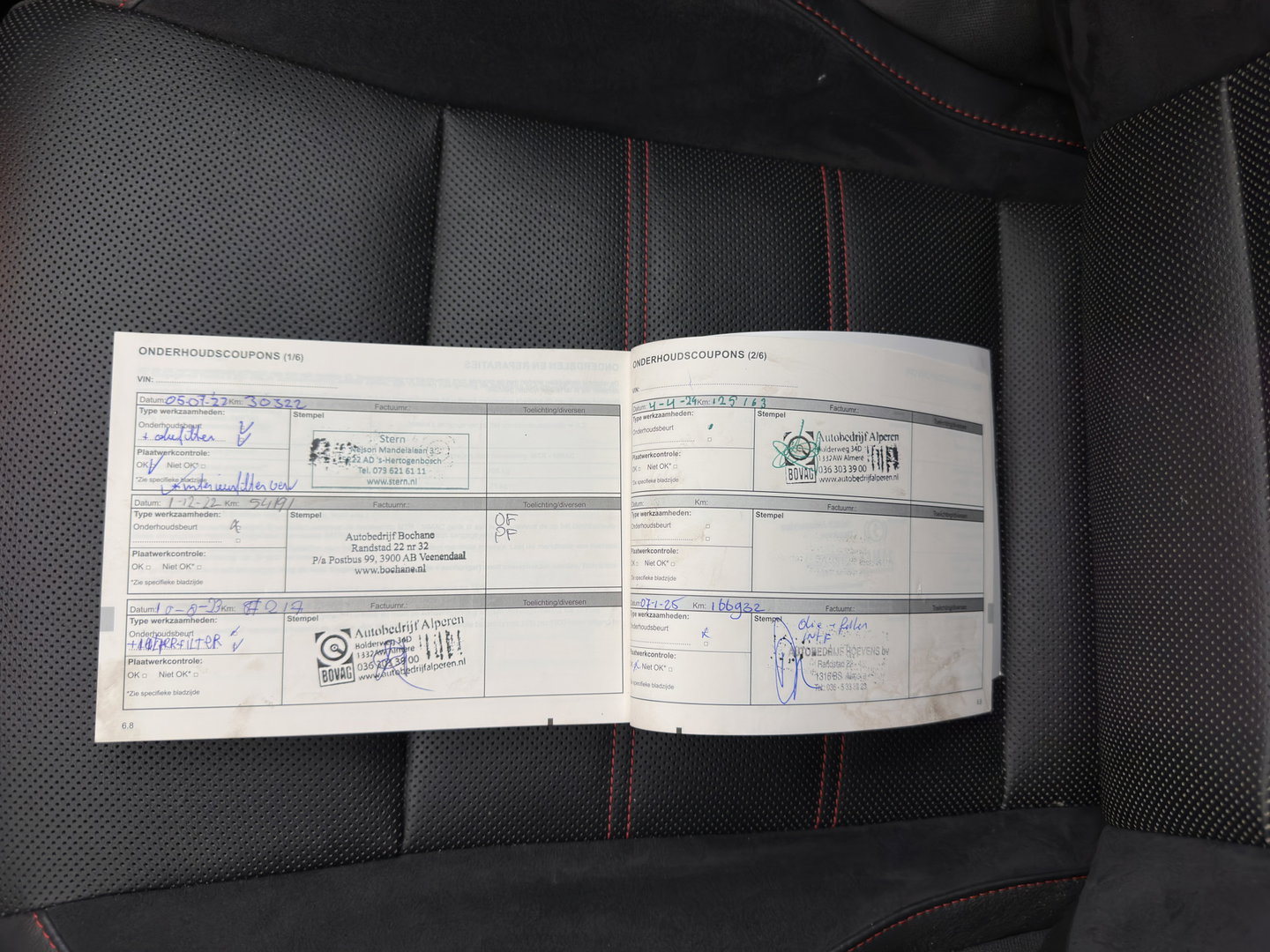 Renault Arkana 1.6 E-Tech RS-Line Hybrid 145 (INCL-BTW) Aut. *PANO | LEATHER | FULL-LED | BLINDSPOT | CAMERA | HEATED-SPORTSEATS | KEYLESS | AMBIENTLIGHT | DIGI-COCKPIT | PRIVACY-GLASS | NAVI-FULLMAP | ECC | ADAPTIVE-CRUISE | PDC | 18"