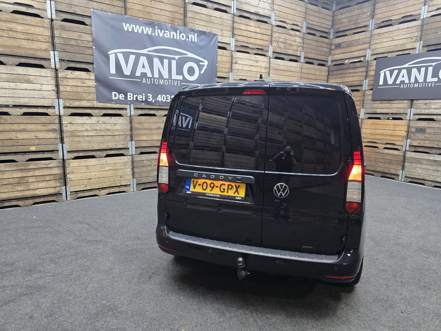 Volkswagen Caddy Cargo 2.0 TDI Comfort EDITION Leder Navi Sidebars Airco Camera Trekhaak 19"LM