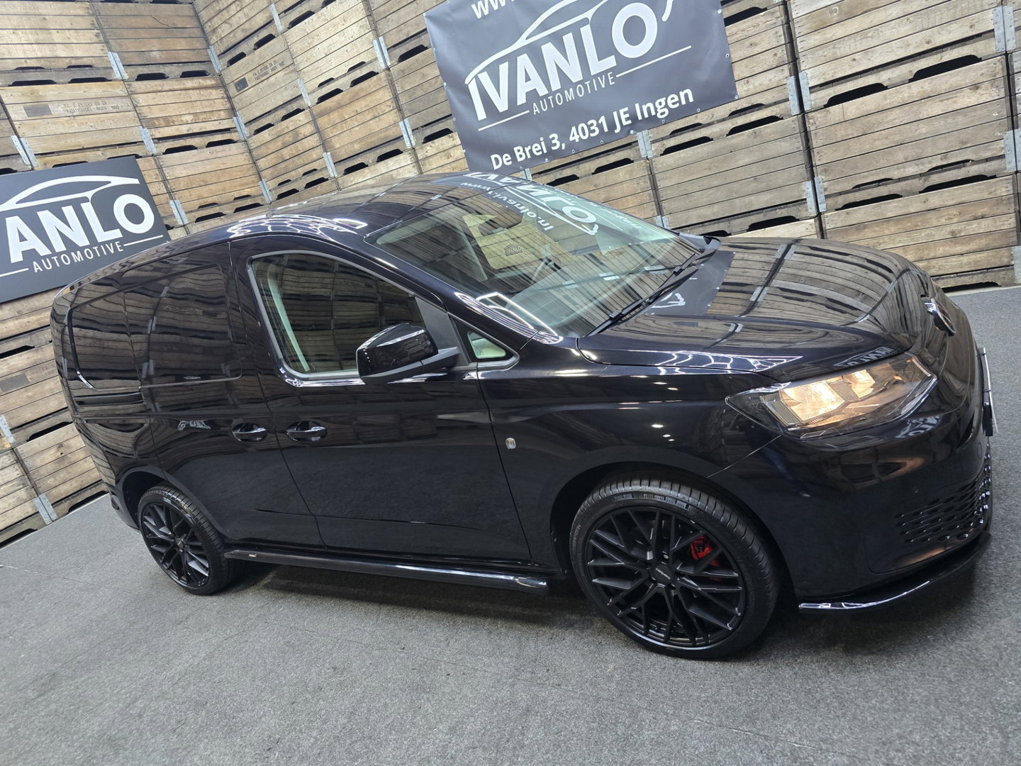 Volkswagen Caddy Cargo 2.0 TDI Comfort EDITION Leder Navi Sidebars Airco Camera Trekhaak 19"LM