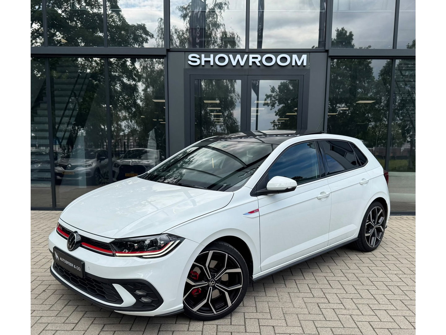 Volkswagen Polo 2.0 TSI GTI PANO KEYLESS BEATS