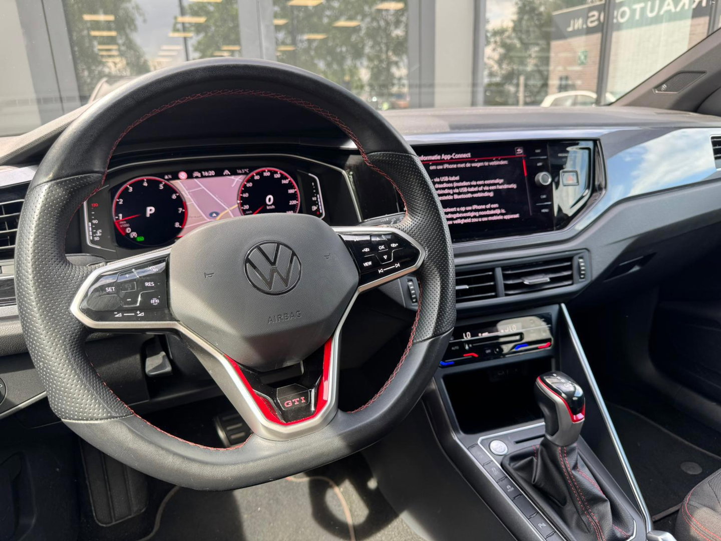 Volkswagen Polo 2.0 TSI GTI PANO KEYLESS BEATS