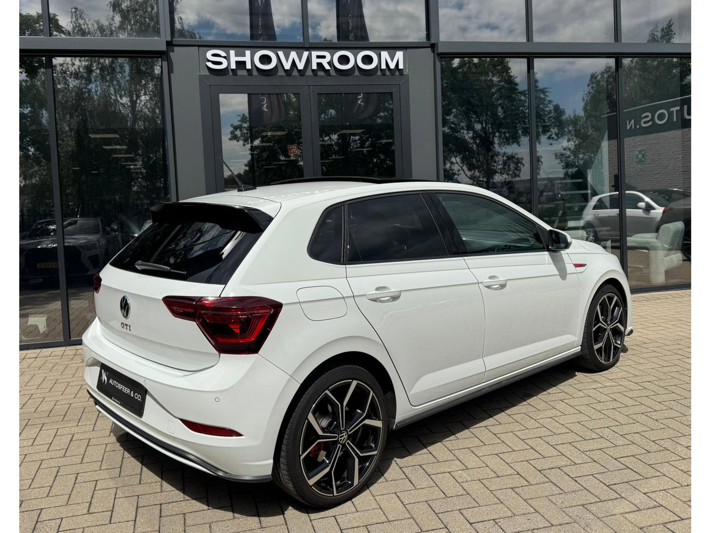 Volkswagen Polo 2.0 TSI GTI PANO KEYLESS BEATS