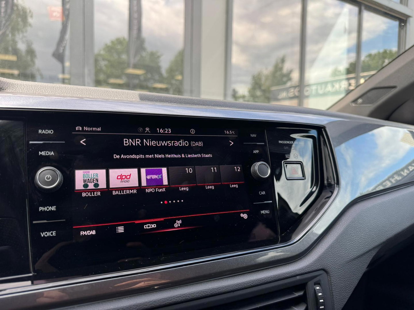 Volkswagen Polo 2.0 TSI GTI PANO KEYLESS BEATS