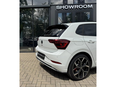 Volkswagen Polo 2.0 TSI GTI PANO KEYLESS BEATS
