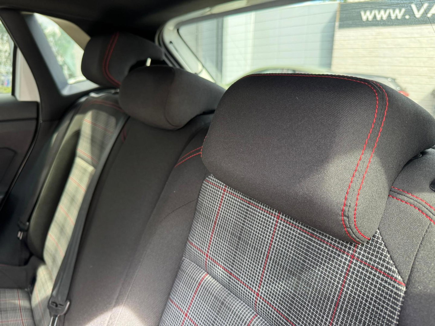 Volkswagen Polo 2.0 TSI GTI PANO KEYLESS BEATS